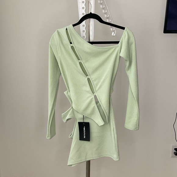 Two piece mint  cut out outfit - Picture 2 of 2